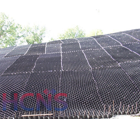 Plastic HDPE Black Gravel Grid Stabilizer Drive 445mm ASTM Standard