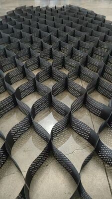 Black HDPE Geocell Textured Surface Grid For Roadbed Soil Stabilization