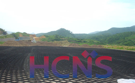 ผ้าจีโอเซลล์ป้องกันการสึกกร่อน เจาะรู HDPE ลาด 1.5 มม