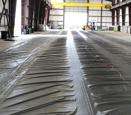 ASTM GM13 Nieprzepuszczalna geomembrana Jual HDPE Liner Arkusz zapobiegający przesiąkaniu