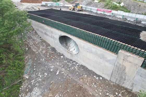 Earth Retention Structures Smooth / Perforated Plastic PP Geocell For Steep Slopes Retaining Wall