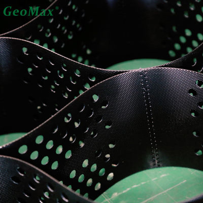 Black HDPE Geocell 200mm Height 660mm Welded Structures For Retaining Walls Gravity Walls Highways Embankments Sea Walls Sound Barriers