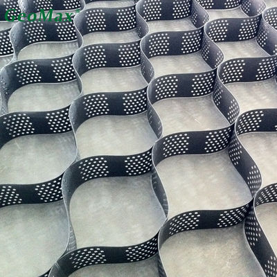 สีเขียว สีดํา HDPE Geocell 200mm ความสูง 445mm พื้นที่ปั่นสําหรับสนามบิน สะพานทางรถไฟ สายพานสนับสนุน
