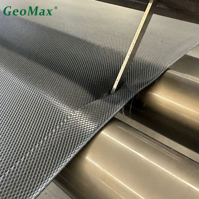 สีดํา HDPE Geocell 100mm ความสูง 356mm พื้นที่ปั่น สําหรับถนนทางเท้า สายจักรยาน ที่จอดรถ รถยนต์ อุตสาหกรรม