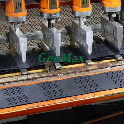 สีเขียว สีดํา HDPE Geocell 200mm ความสูง 445mm พื้นที่ปั่นสําหรับสนามบิน สะพานทางรถไฟ สายพานสนับสนุน