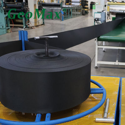 Black HDPE Geocell 150mm Height 445mm Welding Space For Retaining Walls River Walls Gabion Replacement Vegetated Wall