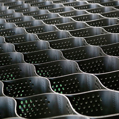 HDPE Plastic Geocell Highway Solutions 50mm Height 445mm Welding Space ESCR 5000Min