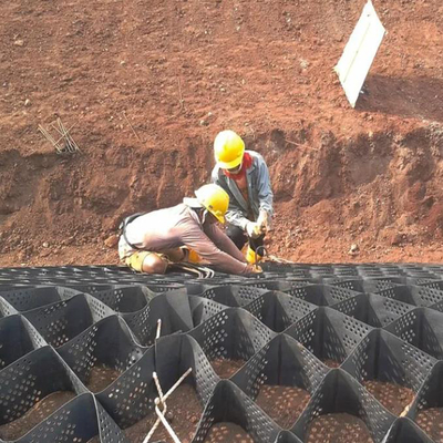 High Strength Earth Reinforcement Welded Geocell 200mm Height HDPE ESCR OIT Green