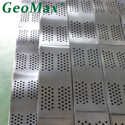 Géocellule GM356 en PEHD de 100 mm de hauteur avec perforations de 1,5 mm d'épaisseur pour la protection des canaux au Pakistan