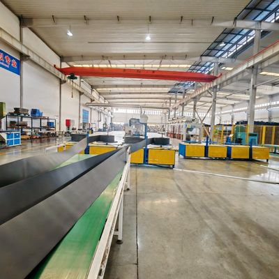 GM150 445 Textured Geocell For Medium Load Support Slope Protection Soil Retention