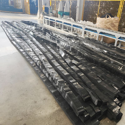 GM200 445 HDPE Cellular System For High Stress Slopes Long Term Stability Load Distribution