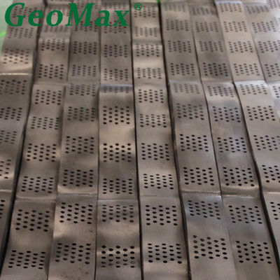 Textured HDPE Geocell Cellular Structure for Vegetated Slope Protection and Long-Term Ground Support