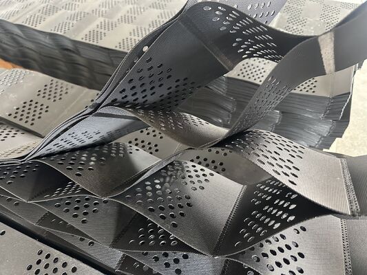 GM100 330 HDPE Geocell For Soft Soil Improvement Drainage Balance Load Spreading
