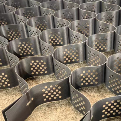 200mm Height Black HDPE Geocell for Highway Subgrade Stabilization 14.2kN/m Peeling Strength For High Quality