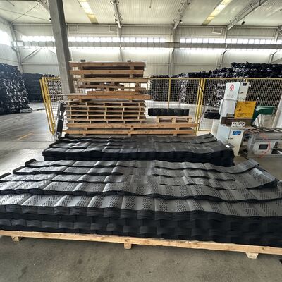 GM200 330 HDPE cellular confinement for heavy loads soft subgrade improvement structural reinforcement