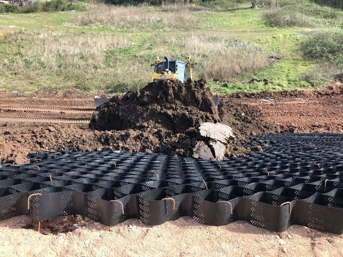 Smooth Textured Perforated HDPE Geocell Gravel Grids Paver CE Certificate 1